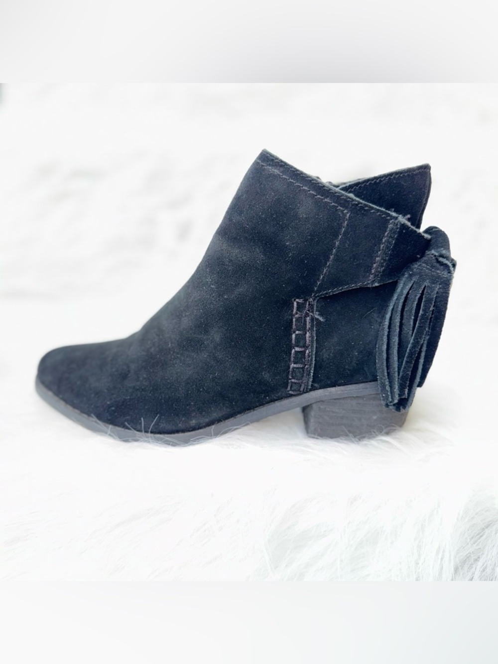NEW American Eagle Tassel Back Suede Ankle Boots – Black – Women’s Size 7